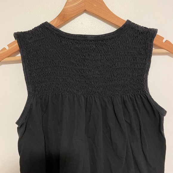 t.la XS Black Sleeveless Top - Picture 3 of 6